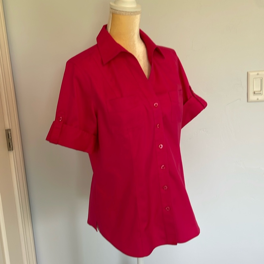 Chico's Hot Pink No Iron Short Sleeve Top - Picture 3 of 9